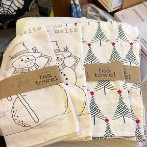 Festive Snowman and Tree Tea Towels NWT Total of 4